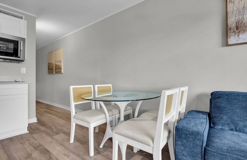 Wrightsville Beach Condo | Hang Ten at Summer Sands Suites 308 – Newly Remodeled & Pet-Friendly!
