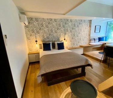 Menen Apartment | Hangar 336