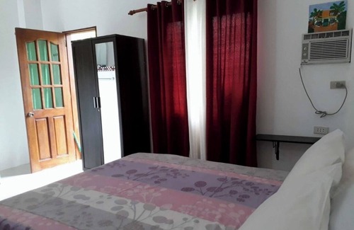 Malay Bed & Breakfast | Hangout Beach Resort