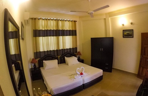 Dharavandhoo House | Hanifaru Transit Inn
