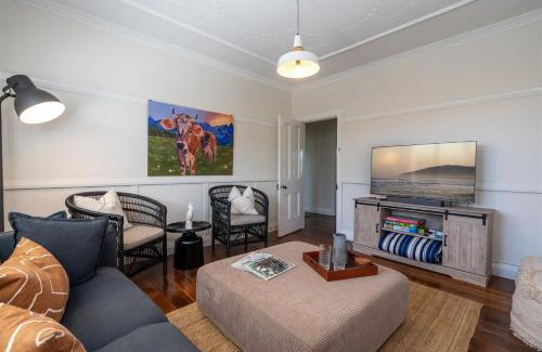 Bolong House | Hanigans Cottage