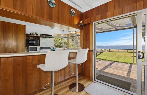 Hannahs Bay House | Hannah's Bay Lakefront