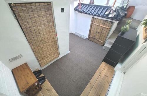 Cheongpa-dong Apartment | Hanok House Seoul Station