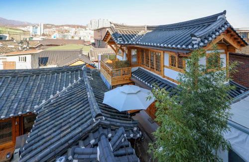 Samseon-dong House | Hanok Stay Mikyeong