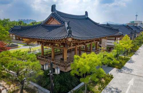Namwon Hotel | Hanok Stay Namwonyechon by Kensington