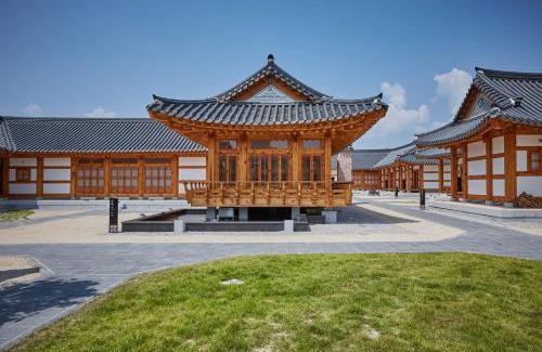Namwon Hotel | Hanok Stay Namwonyechon by Kensington