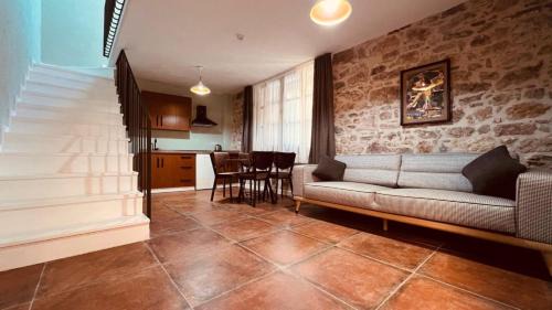 Ayvalik City Center House | Hanole Macaron Guest House