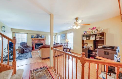 Bloomingdale House | Hanover Park Townhome with Grill 36 Mi to Chicago!