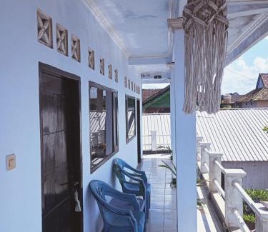 Gerupuk House | Hans Surfer Homestay