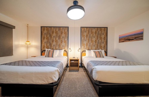 Pinnacles Entrance Badlands Hotel | Hansen Inn & Cabins, Room, Double Queen, Ground Floor, No Smoking, No Pets