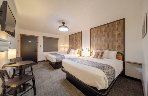 Pinnacles Entrance Badlands Hotel | Hansen Inn & Cabins, Room, Double Queen, Ground Floor, No Smoking, No Pets