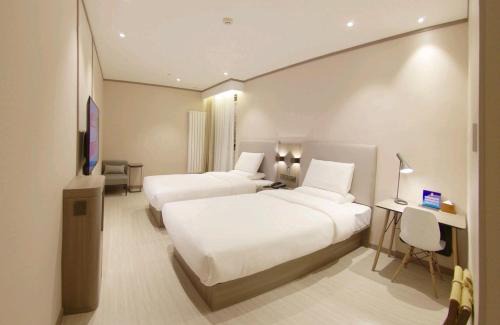 Fengtai Hotel | Hanting Hotel Beijing Songjiazhuang Subway Station