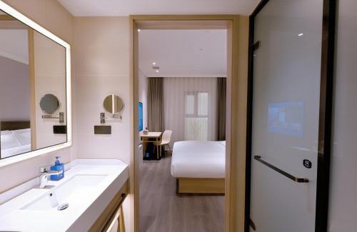 Xuanwu Hotel | Hanting Hotel Beijing West Railway Station Lize Business District