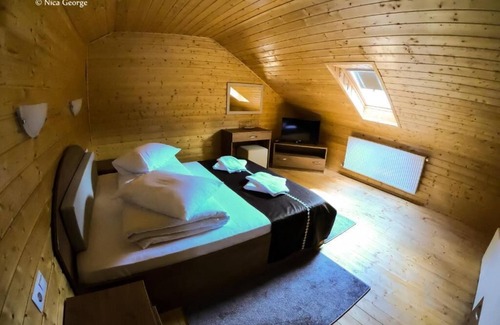 Cartisoara House | Hanul Patrisiei