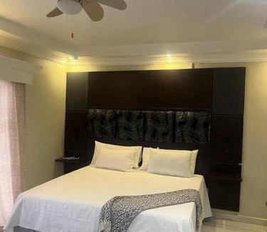 Malelane Villa | Hanyisa Villa