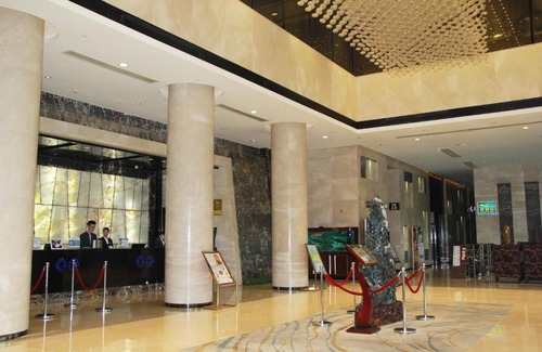 Huadu Hotel | Haoyin Gloria Plaza Hotel