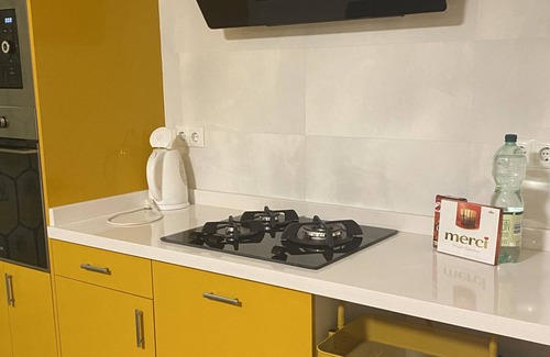 La Solana Cottage | HAPPY HOUSE SAN MATEO