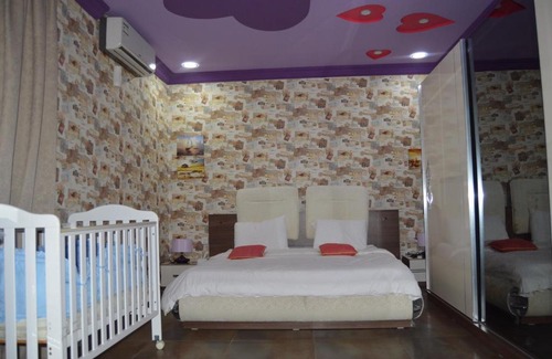 Hatta House | Happiness Farm
