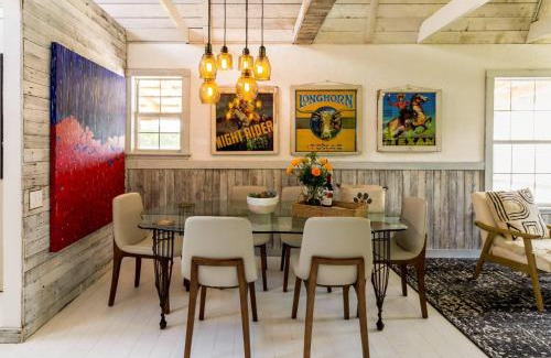 Blanco House | Happiness Ranch - Pecan Tree House