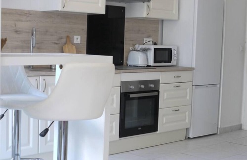 Gambetta Apartment | Happy - a spacious studio flat with balcony 300m from the beach