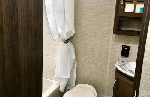 Canoga Park Other | Happy C Direct Access