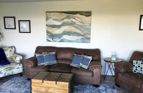 Waldport House | Happy Clam