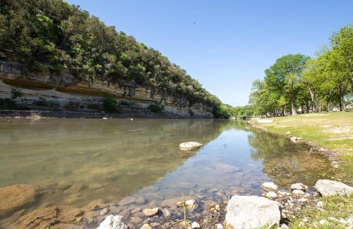 New Braunfels Apartment | Happy Cow Condo RG 108