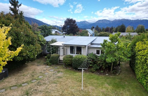 Te Anau House | Happy Days and Relaxing Stays