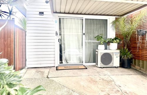 Mayfield West Apartment | Happy Guest house in Newcastle