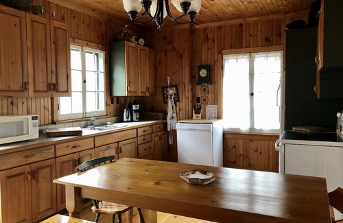Port Carling House | Happy Hollow - Port Carling