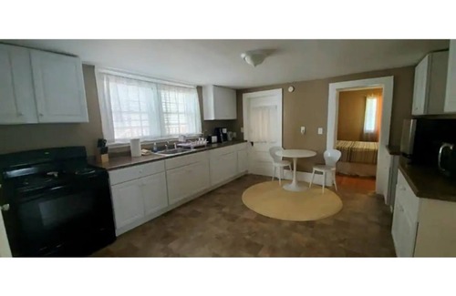 Lockport Apartment | HAPPY HOME LOCKPORT #1 - 30 min to Niagara Falls!