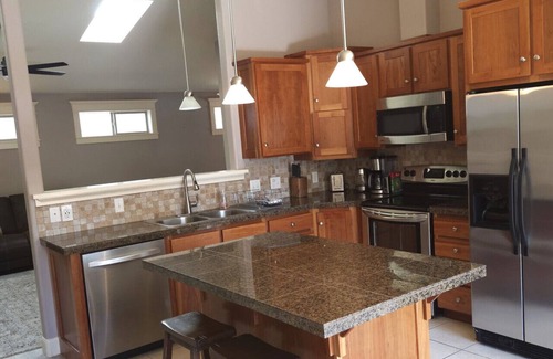 Baker City House | Happy House, Cozy! 3 Brdm, 2 Bath Home, Local Golfing 50% Off
