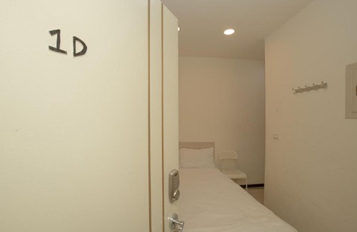 Xitun District Apartment | Happy House