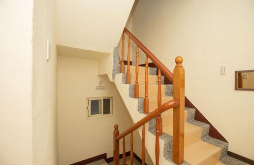 Xitun District Apartment | Happy House
