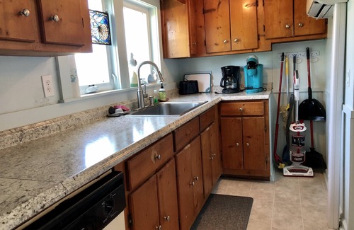 Avon House | Happy Ours Too, Soundside 3 bed, hot tub, pool & tennis pass, Avon Village