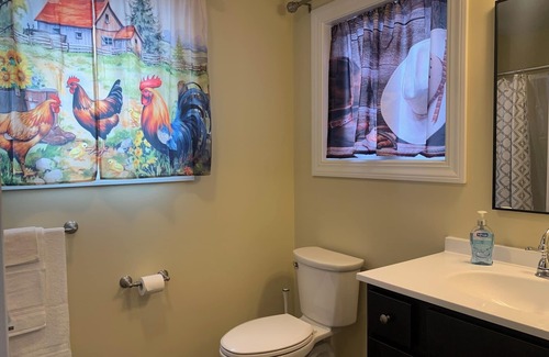 Skaneateles Apartment | Happy Pastures Suite 1