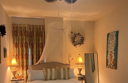 Seventh Ward Bed & Breakfast | Happy Place BnB