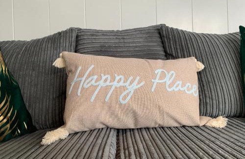 Tewitfield Apartment | Happy Place Lodge