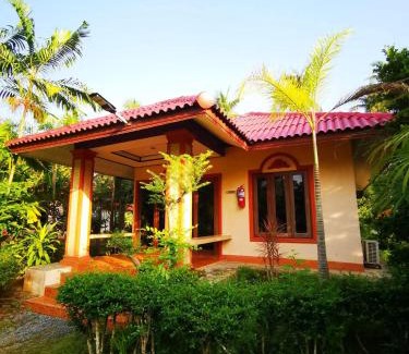 Khanom House | Happy Resort