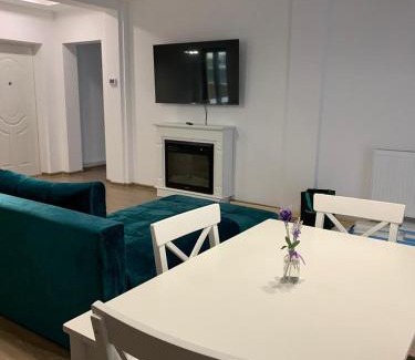 Predeal Apartment | HAPPY SUMMER -Predeal