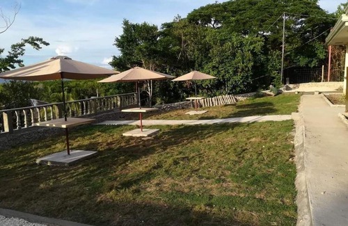Larena House | Happy Sunset's Inn