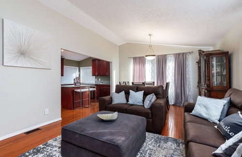 Happy Valley House | Happy valley beautiful family house