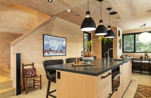 Meaford House | Happy Valley Cabin