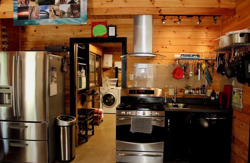 Lenoir House | Happy Valley Home