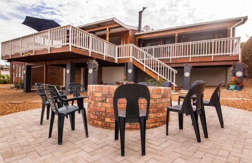 Jeffreys Bay House | Happy Waves Holiday Home