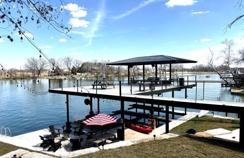 New Braunfels House | Happy Waves
