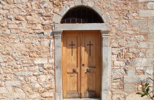 Haraki House | Haraki Springs. a rare chance to sample peace and tranquillity.