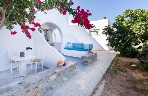 Schoinousa House | Harama Hotel - Studio with garden view