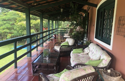 Itu House | Haras with generous leisure area, farm animals and complete infrastructure.