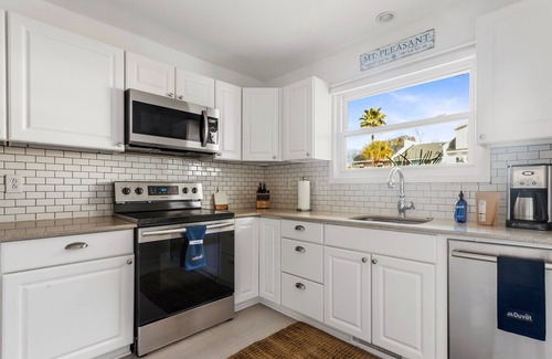 Mount Pleasant House | Harbor Breeze | 5 Minutes To Beach